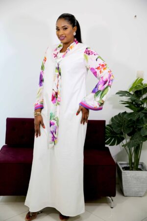 Robe en coton manche fleurette - encolure cravate