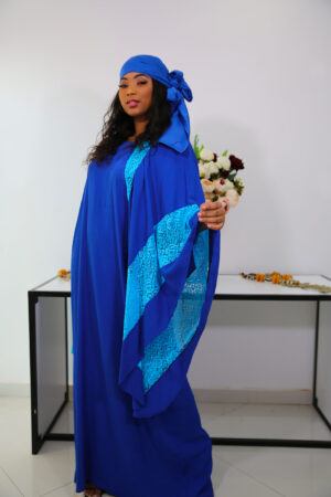 Tunique Longue en crêpe décoré de dentelle