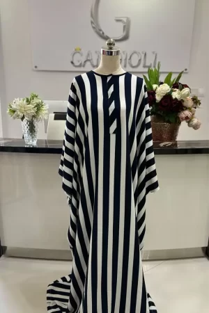 Tunique en coton à motifs trait noir et blanc